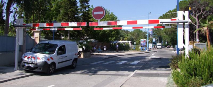 Portique Bidassoa (Réf. St Laurent du Var 06)